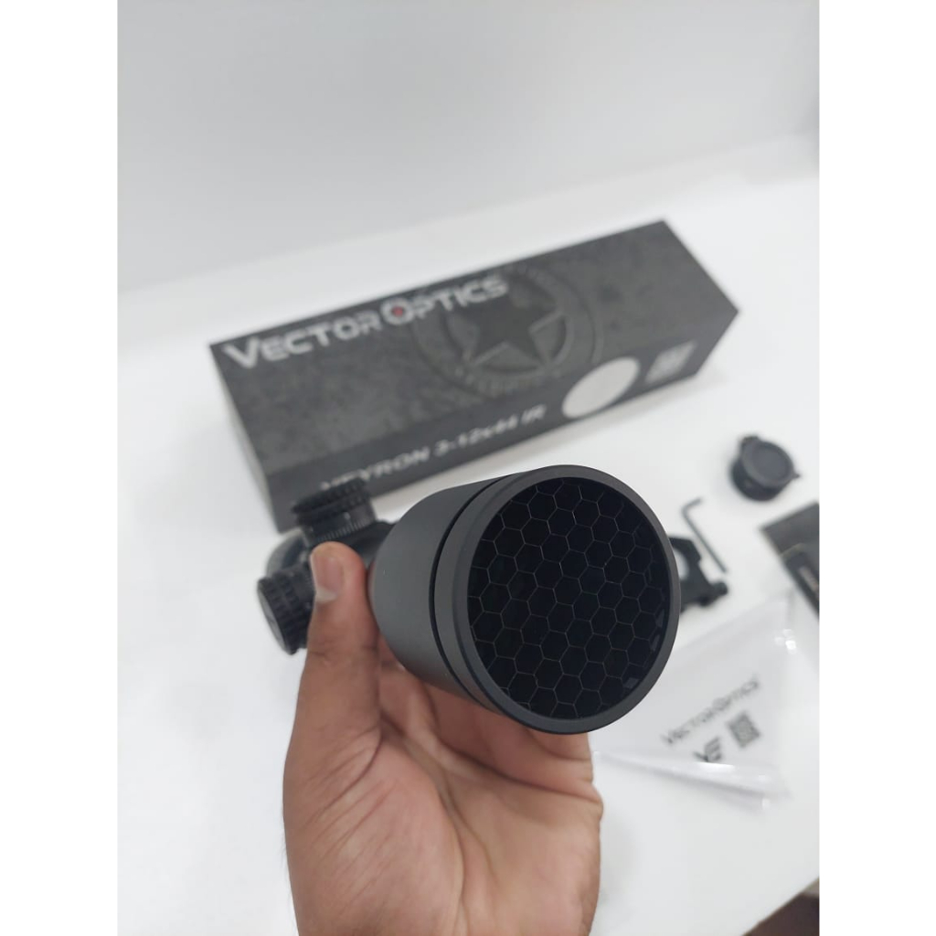 TELESKOP VECTOR VEYRON 3-12x44 IR SFP BARU TITIK TINGAH NYALA