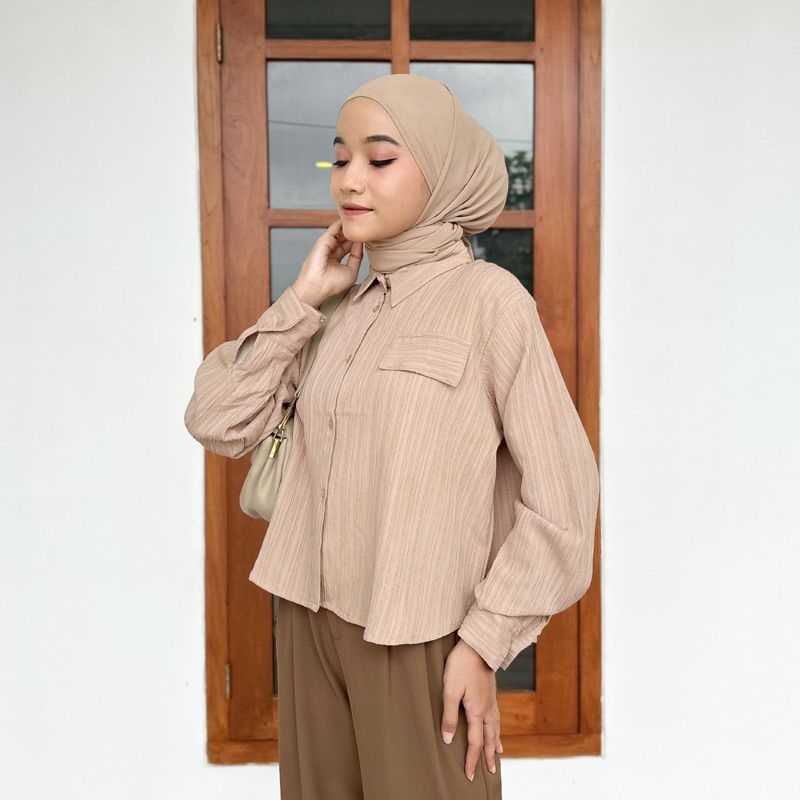 LUNA BLOUSE SEMI CROP | KEEMJA BLOUSE WANITA SEMI CROP | ATASAN WANITA