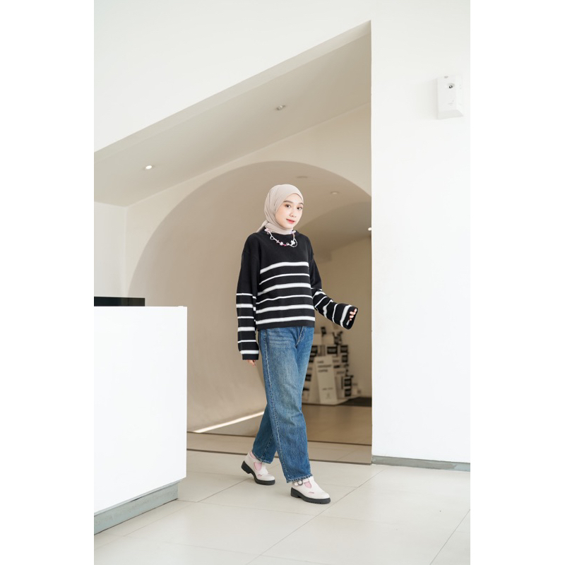 Chelsy Crop knit | Atasan Crop Wanita Rajut