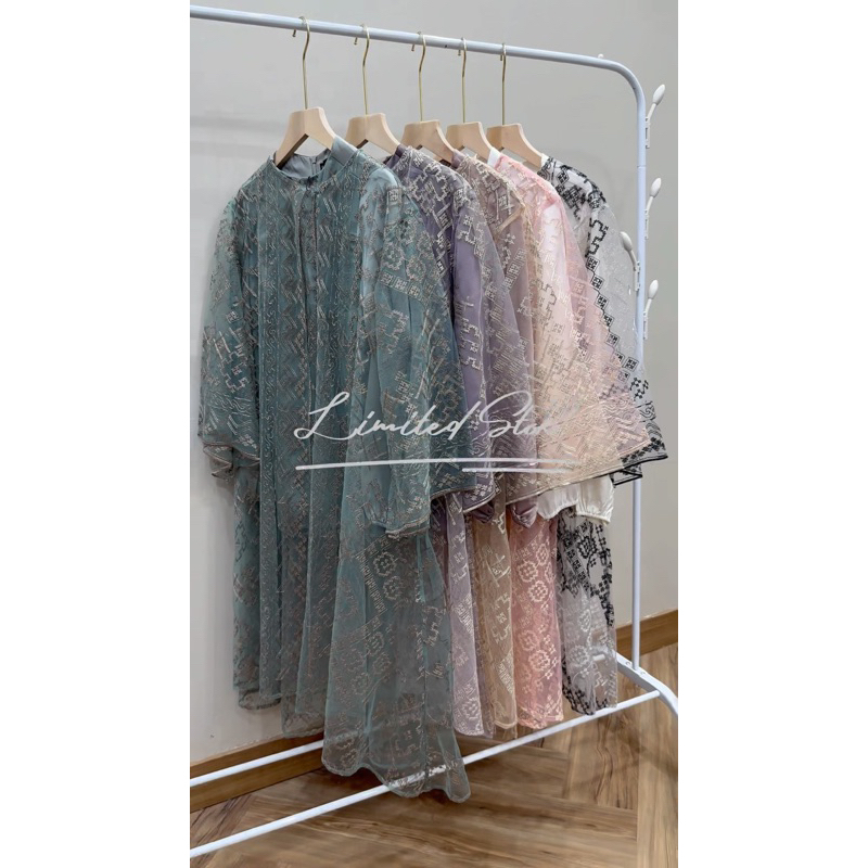 Mika One Set by Akita.id