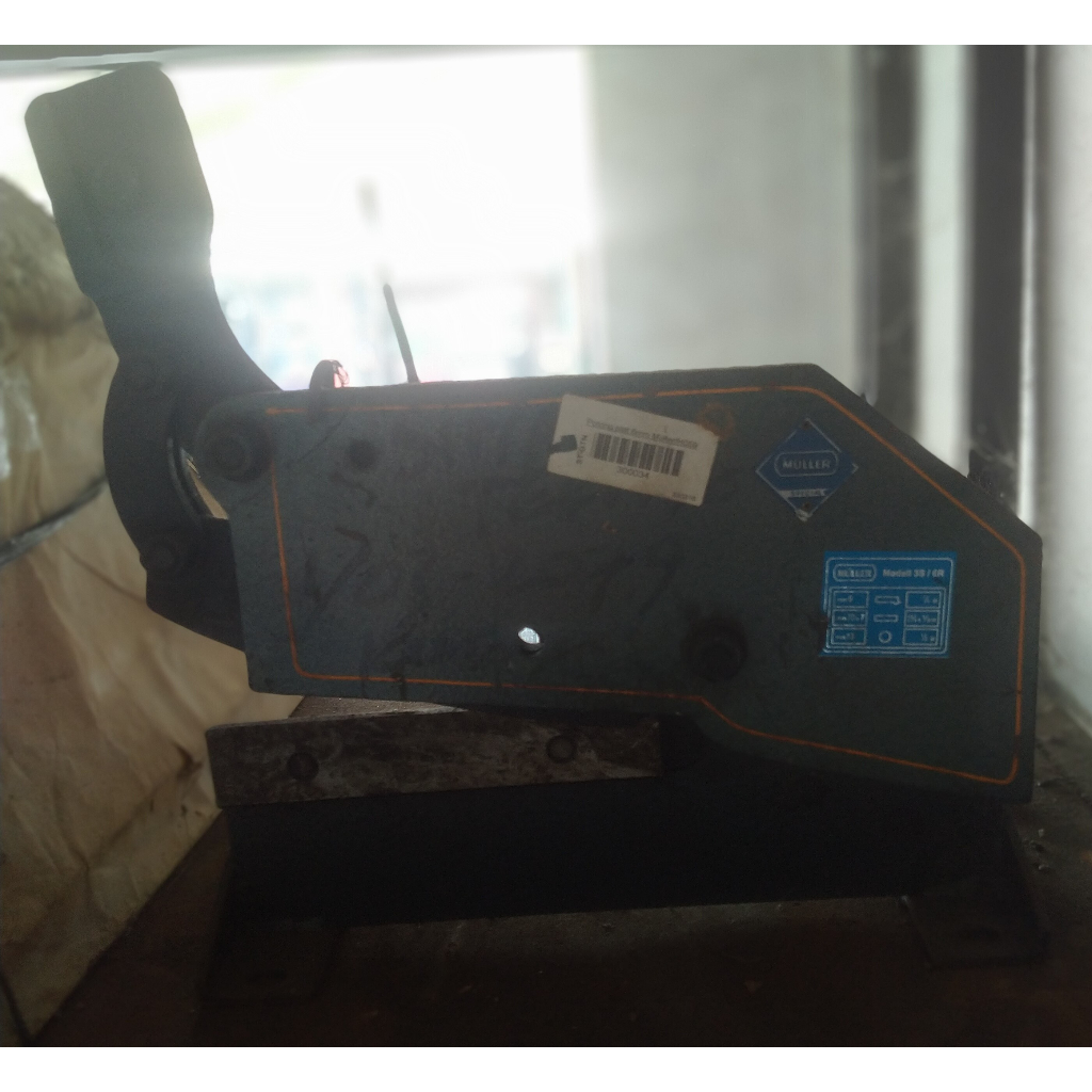 Potong plat 6mm Muller