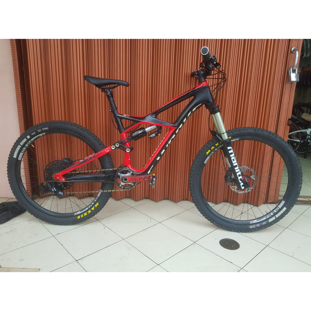 Specialized Enduro S-works 26 Carbon Manitou Fork