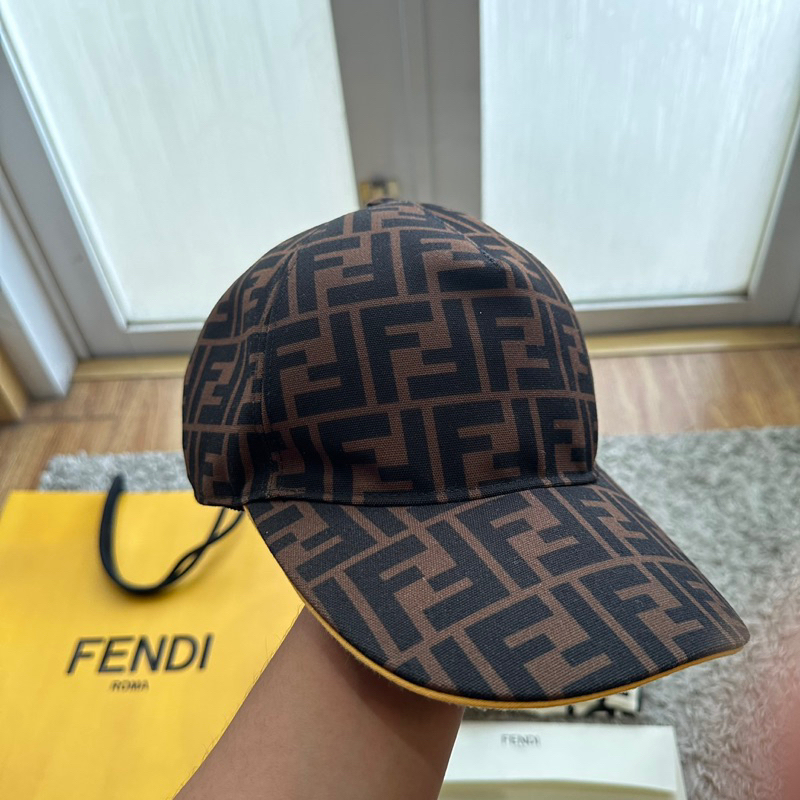 Fendi Cap Topi Canvas Baseball Tobacco Yellow