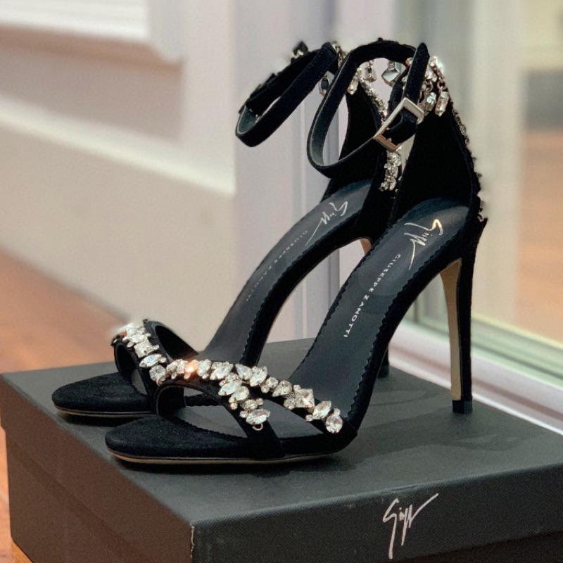 Sandal sepatu high heels giuseppe zanotti
