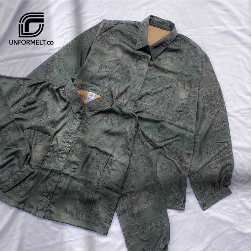 Kemeja Blouse Atasan Wanita Motif Marble Semi Sutra