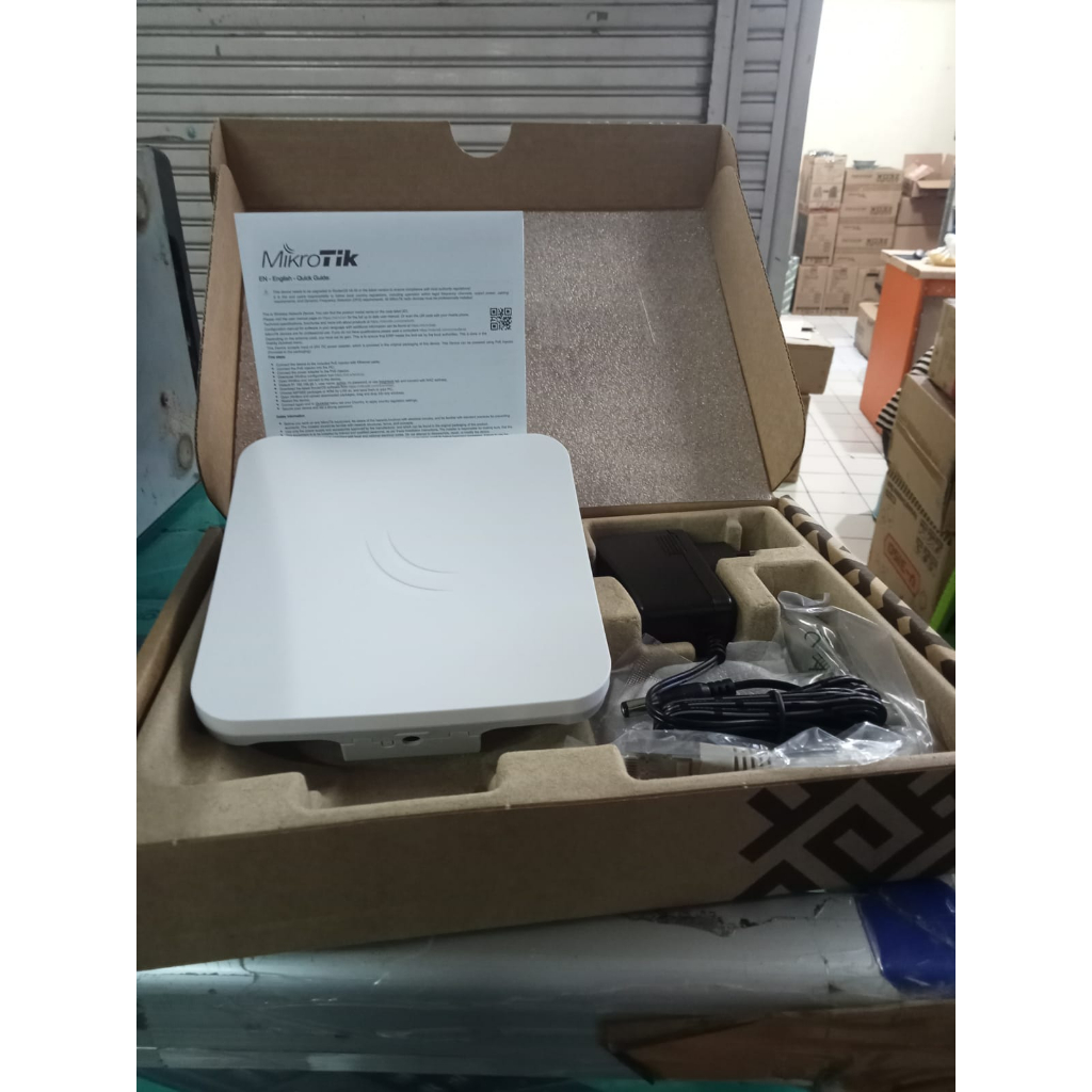 Mikrotik SXT-5HPnD-R2 / SXT-5HPnD Embedded Wireless Client