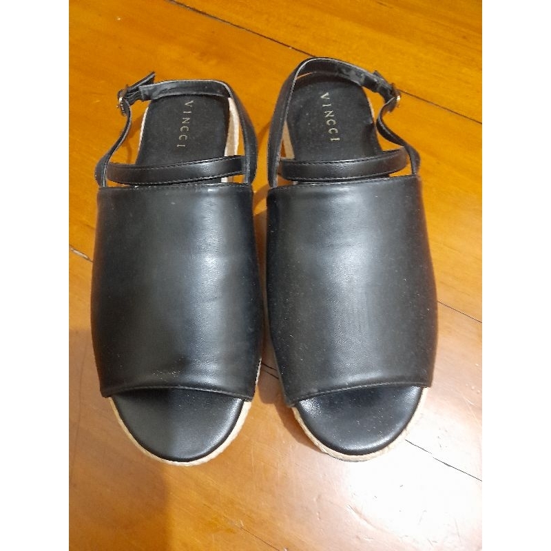 Preloved Sepatu Vincci Original