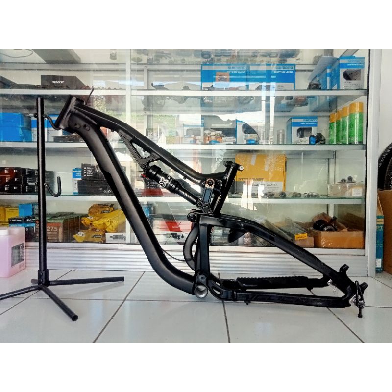 Frame Thrill Ricochet T140