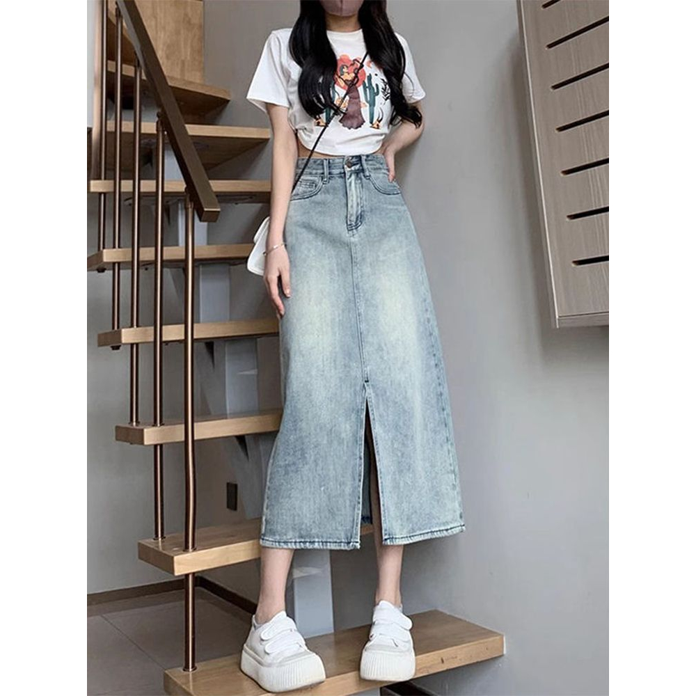 Rok denim Korea rok a-line wanita berpinggang tinggi sedang untuk menutupi rok pinggul selangkangan terbaru