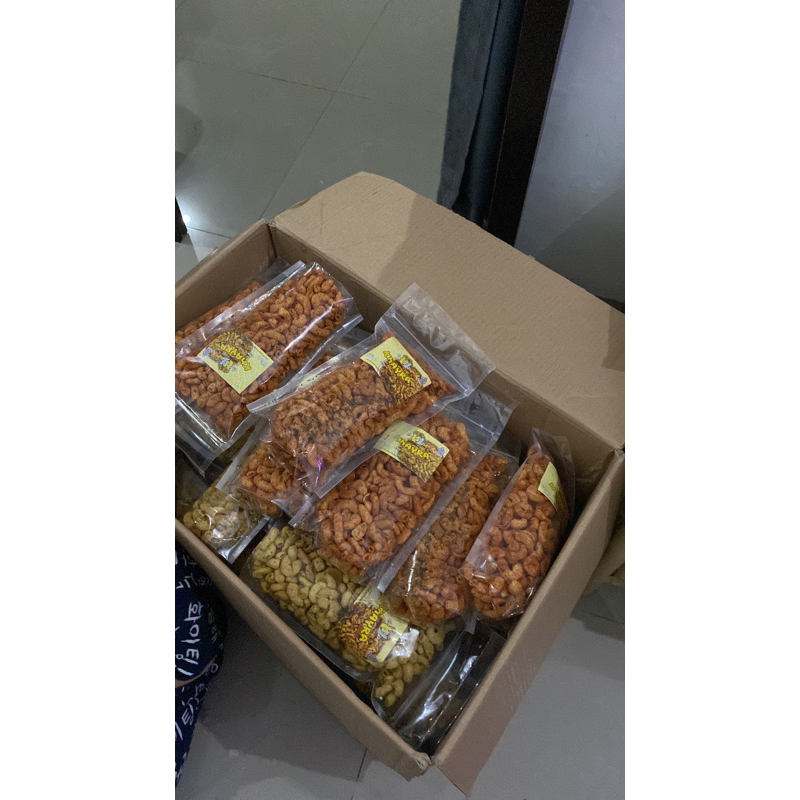 

Makaroni Cikruh Makaroni renyah pedas dan gurih