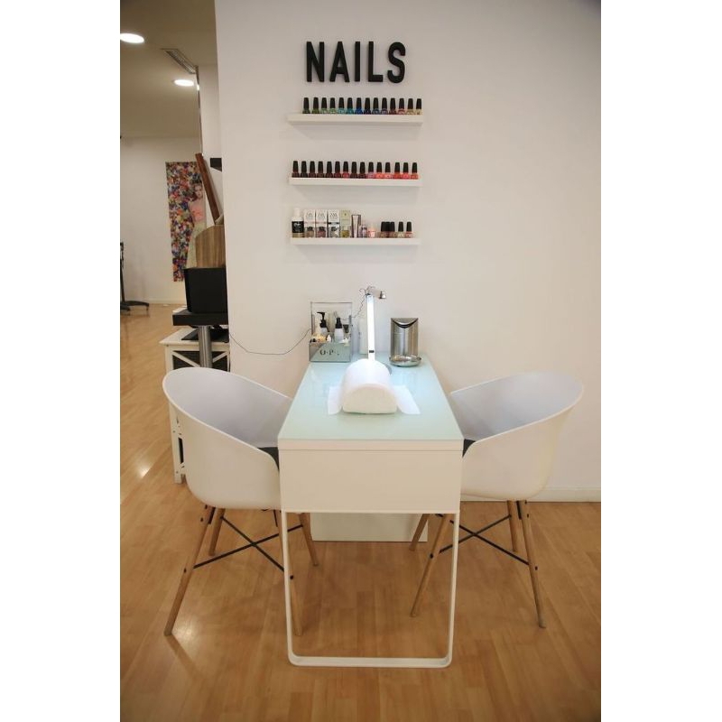 Rak Ambalan kutek Nail Art tempel dinding bentuk L