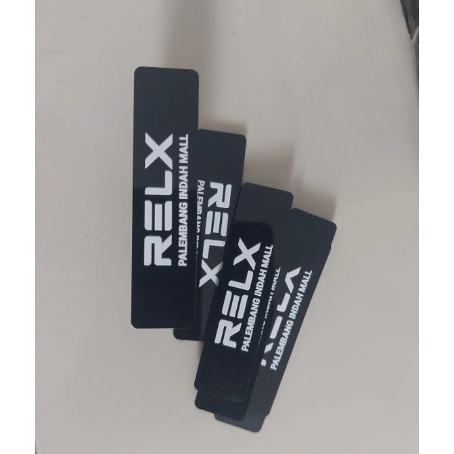 

NAME TAG AKRILIK /PAPAN NAMA DADA / MAGNET / NAME TAG PRINT UV