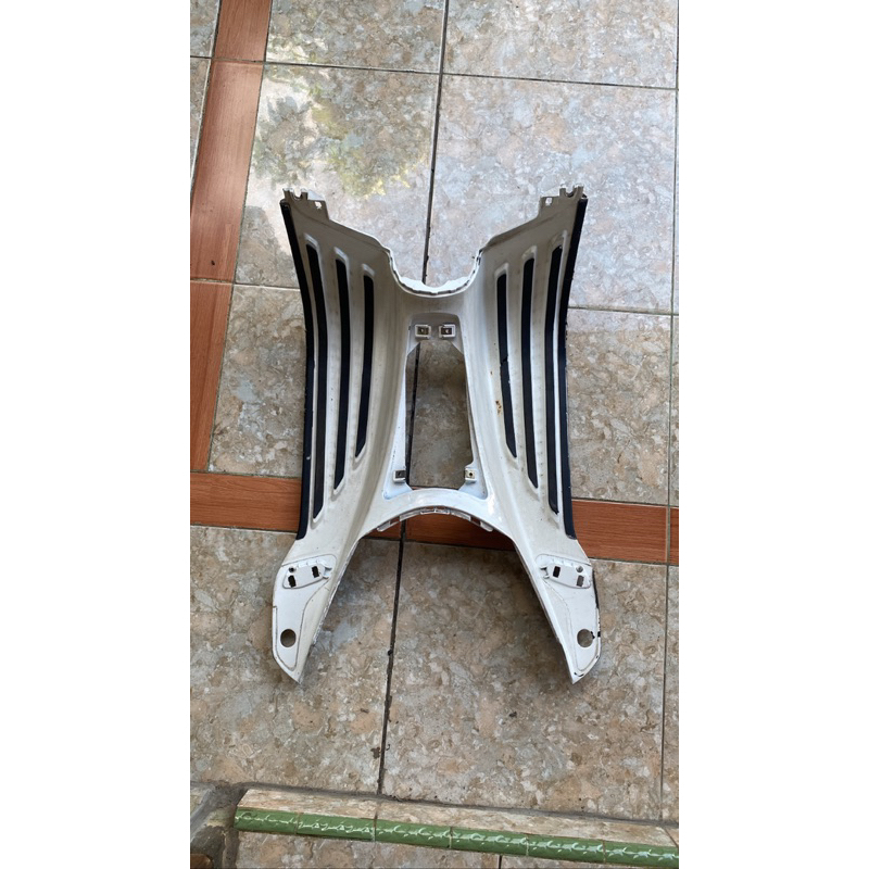 dek bawah vespa sprint matic