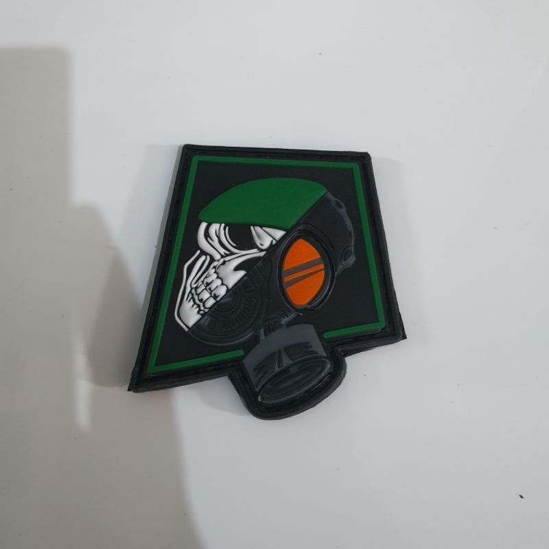 patch rubber logo tengkorak baret hijau tni / tempelan emblem karet velcro