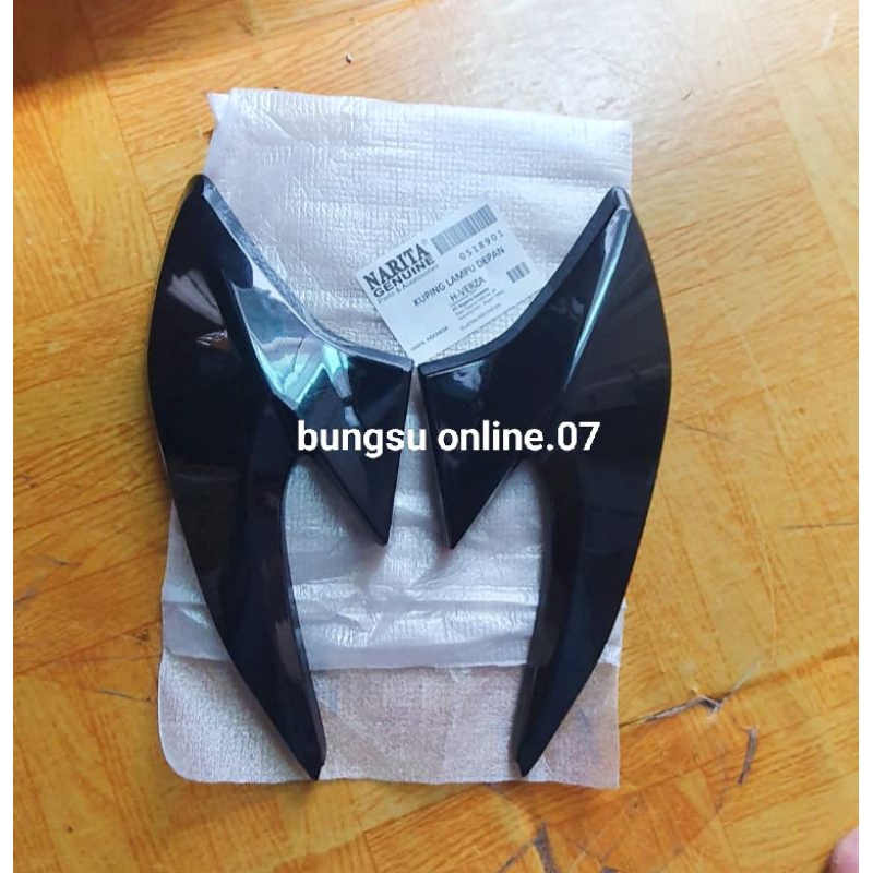 COVER LAMPU DEPAN VERZA 150 KUPINGAN LAMPU DEPAN VERZA 150 KIRI KANAN