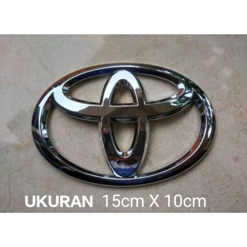emblem grill depan mobil calya sigra