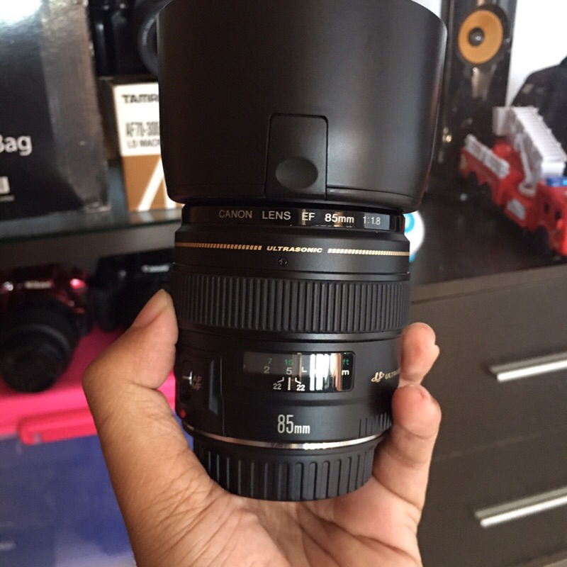 Lensa Canon Fix 85 mm f 1,8 USM