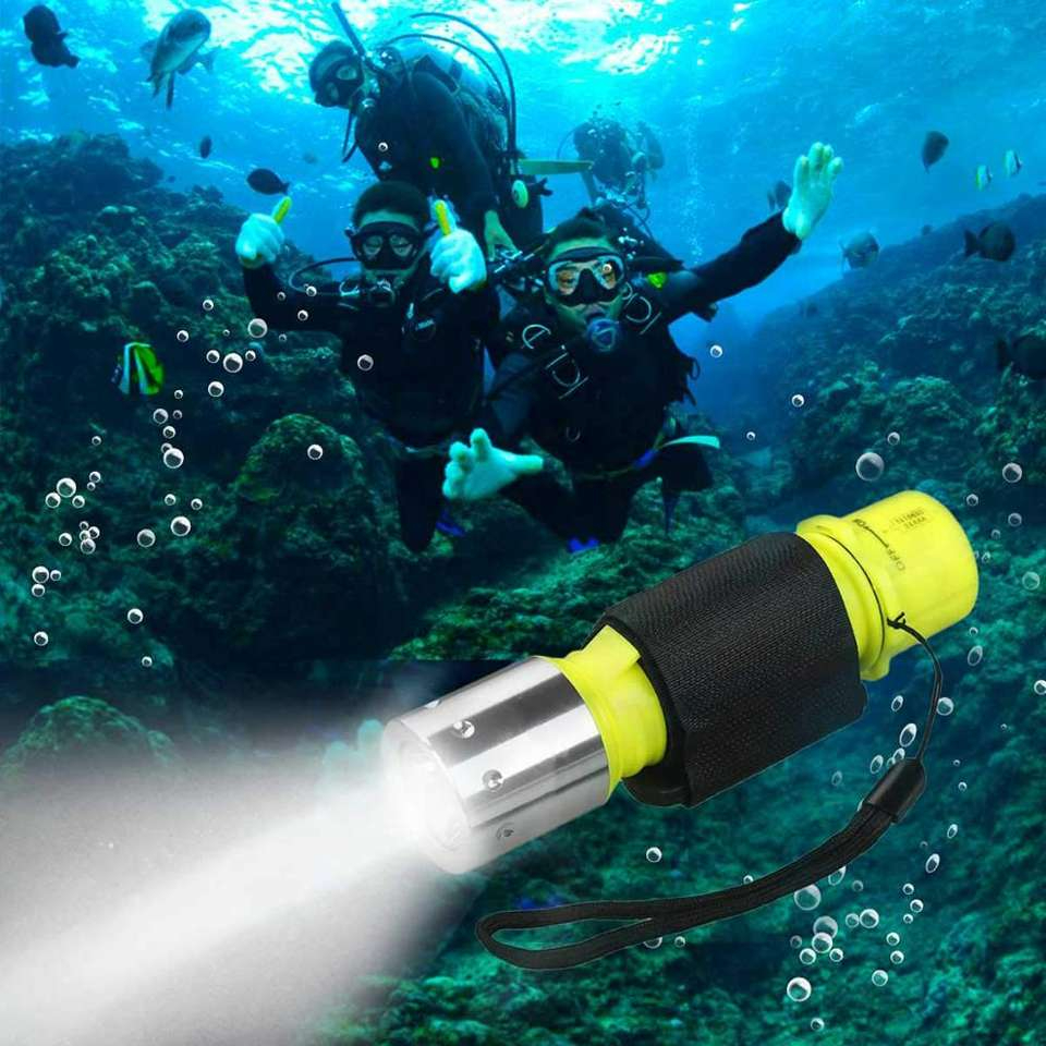 Senter Selam Diving ST-04 3 Mode Cahaya Sistem Cas ulang