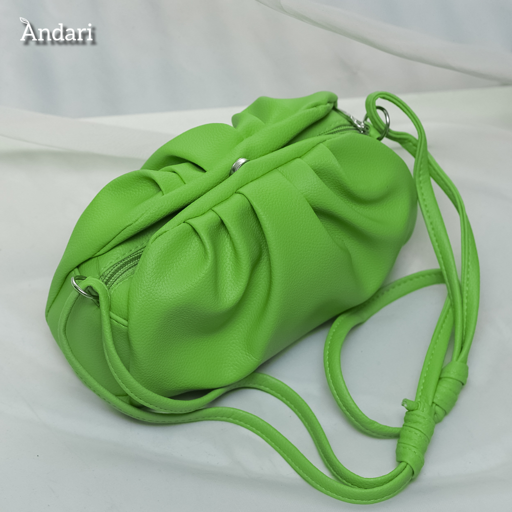 Tas Selempang Wanita Terbaru Lucu Kekinian Muat HP Dompet Terlaris &amp; Murah JAIPONG / WORM Bag ORIGINAL by ANDARI