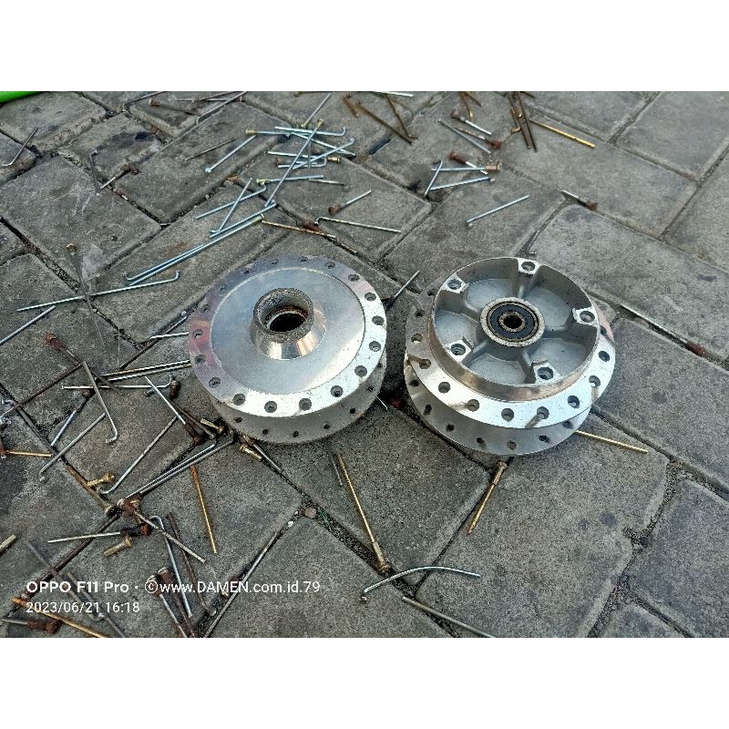 TROMOL VIXION OLD TROMOL DEPAN VIXION NEW