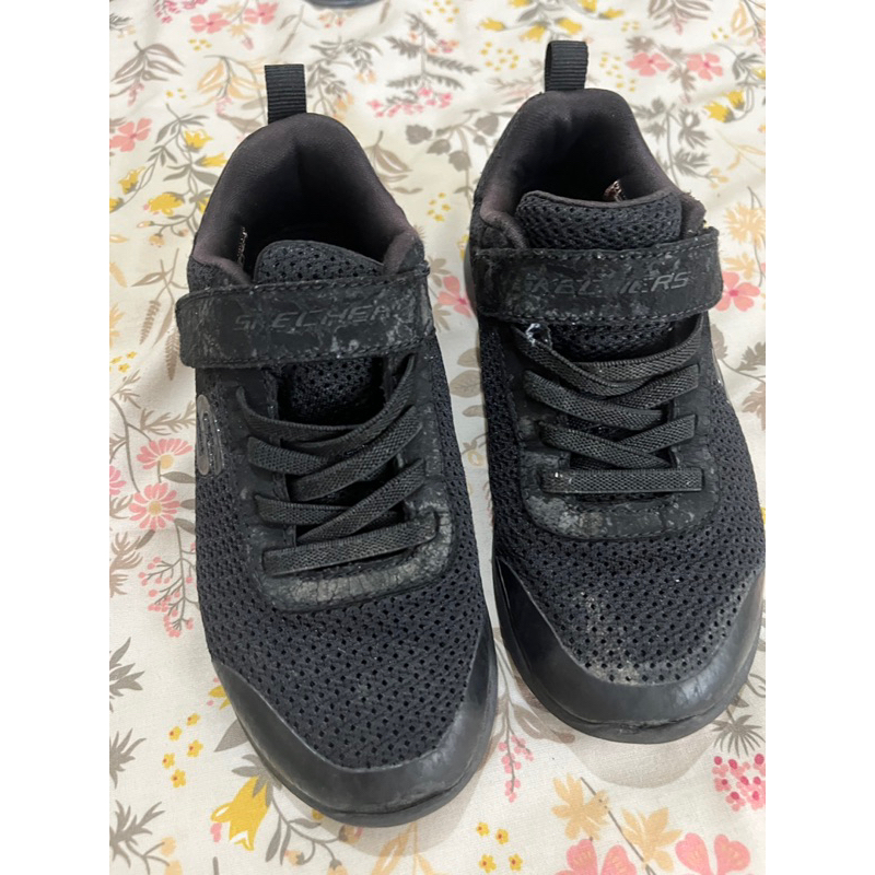 preloved sepatu anak skechers hitam
