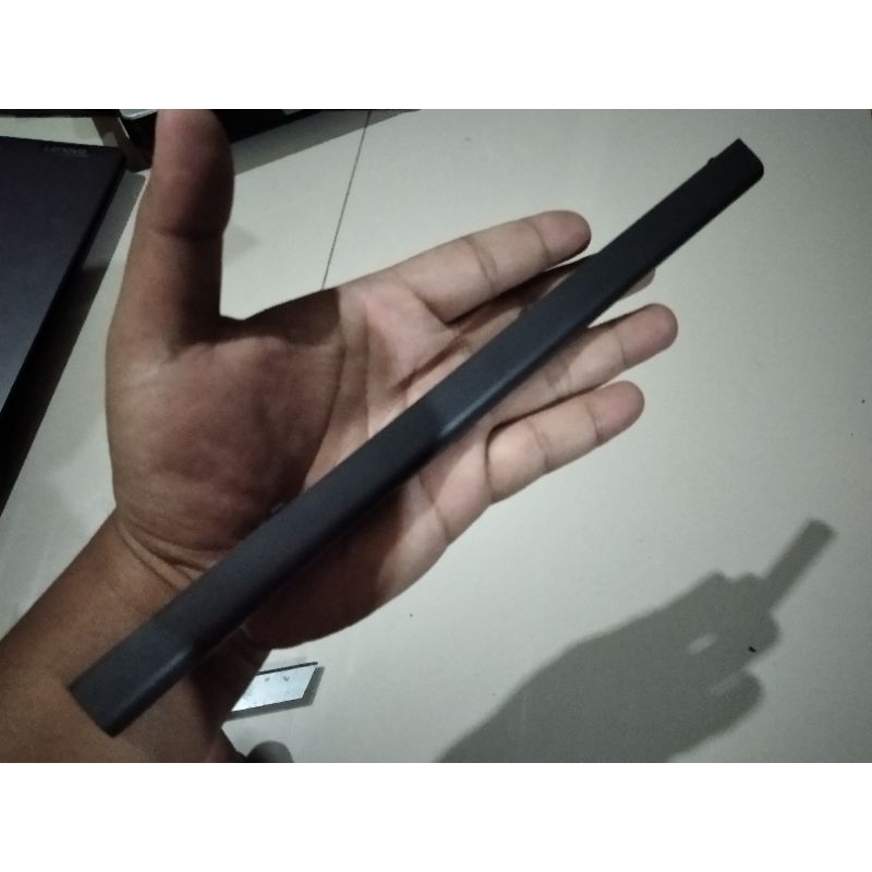 casing cover tutup engsel laptop lenovo V14-ADA V14 ADA