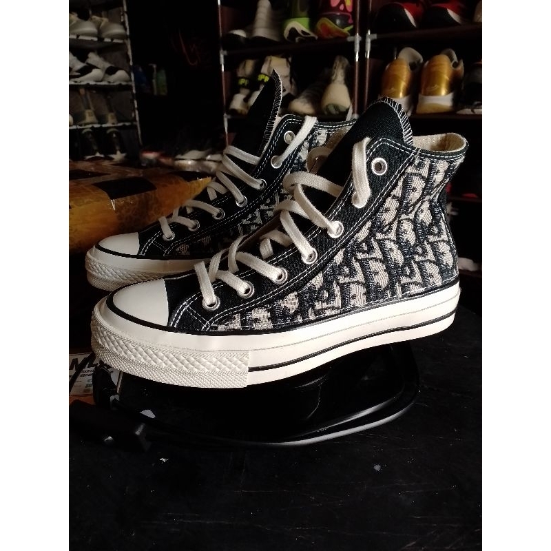 Converse Dior