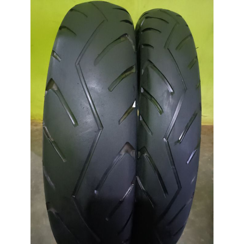 ban seken sepasang motor yamaha vixion uk 90/80-120/70 ring 17