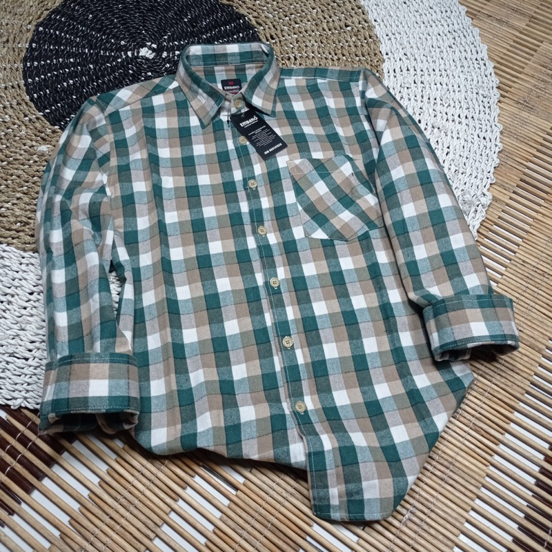 atasan casual kemeja flanel lengan panjang embano pria premium import embano distro terbaru size M L XL