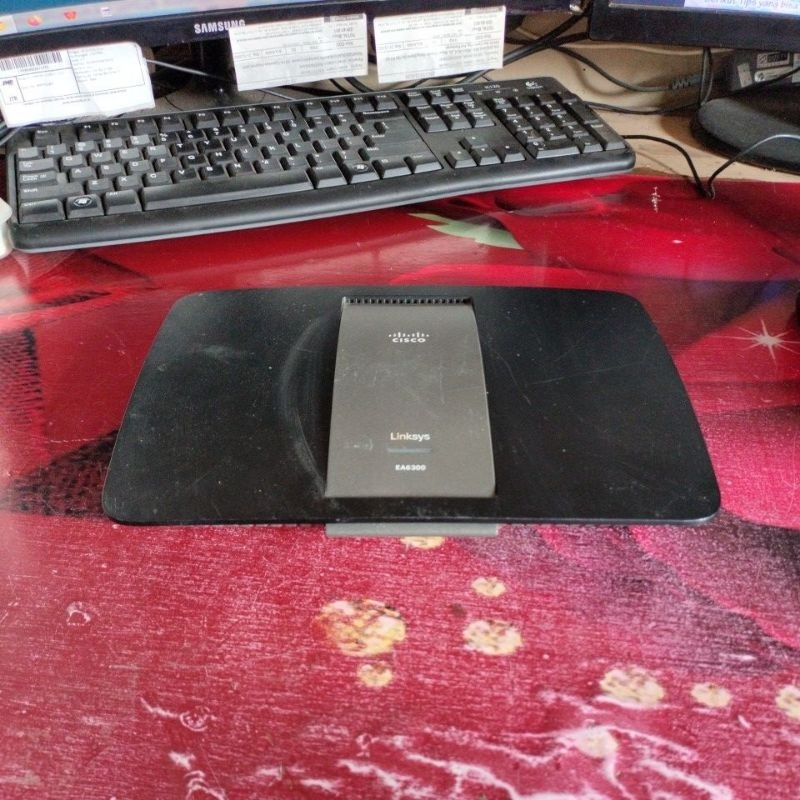 Linksys EA6300 v1