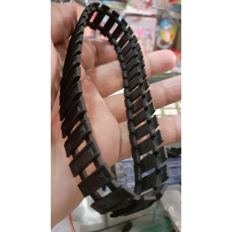 BAN RANTAI KARET CATERPILLAR RC EXCAVATOR HEAVY, HENGJIAN, PXTON, YIGONG YG258A, SKALA 1:24