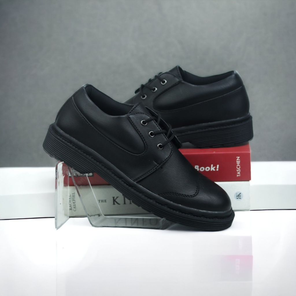 Dr Walkers Sepatu boots Pria Semi Formal Casual Rush Carlos Fuul Black