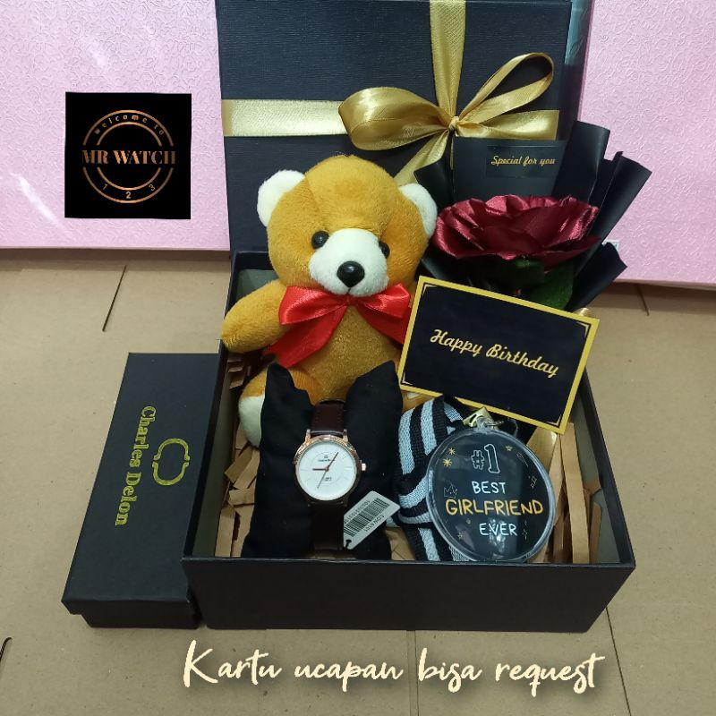 HAMPERS CEWEK / KADO ULANG TAHUN CEWEK / WISUDA / ANNIVERSARY / GIFT BOX