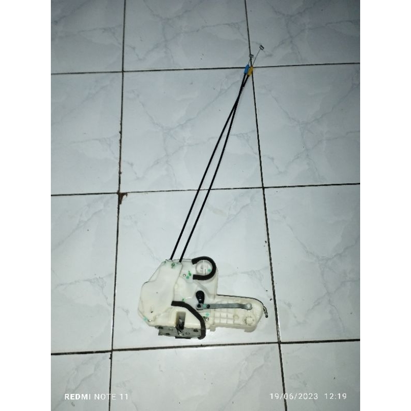 doorlock depan mitshubishi outlander sport,axs,xpander