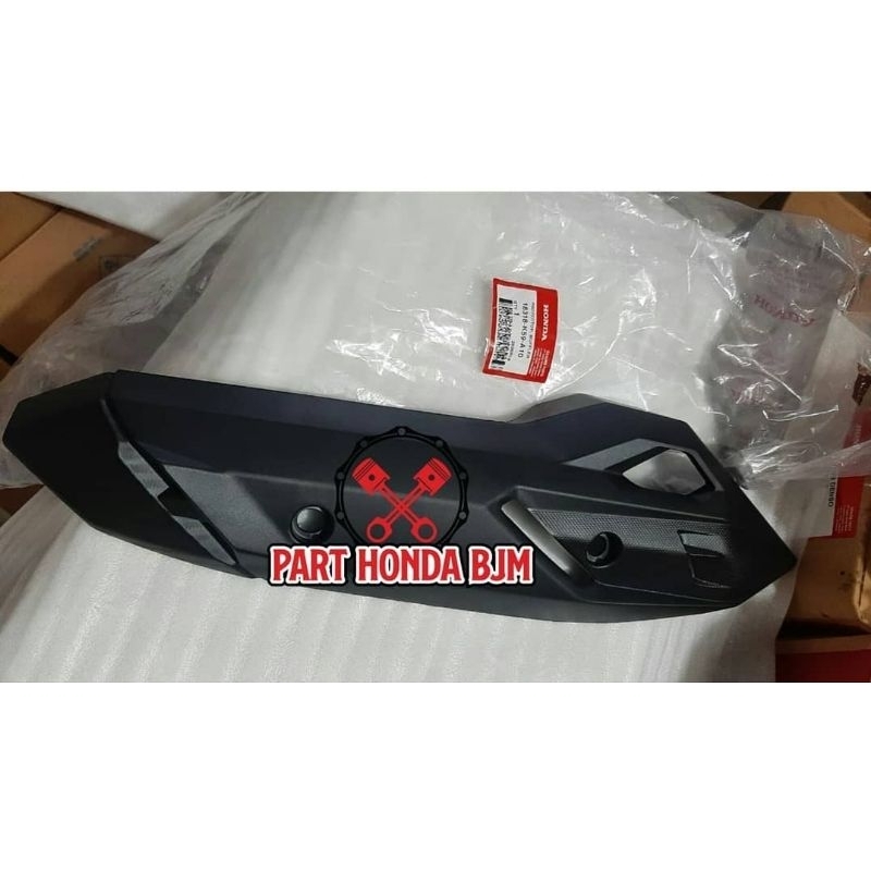18318-K59-A10 COVER KENALPOT VARIO 125 COVER KENALPOT VARIO 150 TUTUP KENALPOT VARIO 125 TUTUP KENAL