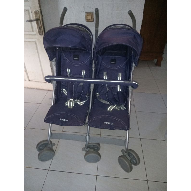 preloved Stroller bayi kembar, stroller twin
