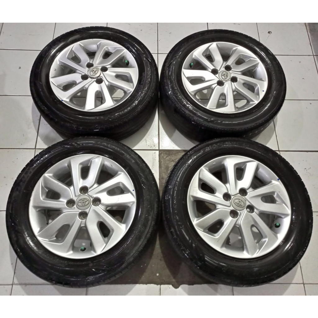 VELG MOBIL SECOND STANDAR MOBILIO RING 15 PCD 4X100 + BAN 185 65 R15