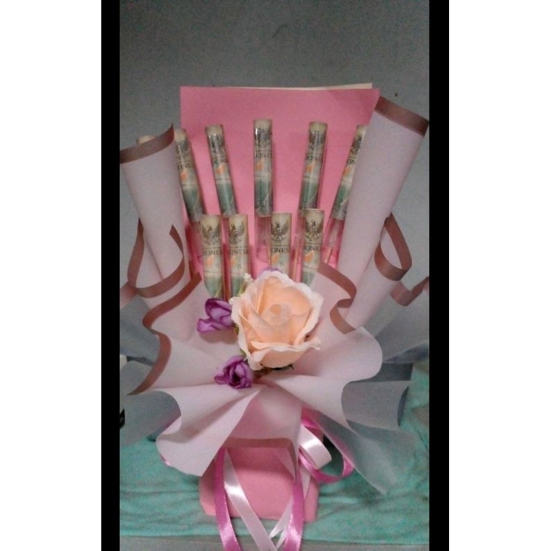 

Buket uang kosong 10 slot lubang
