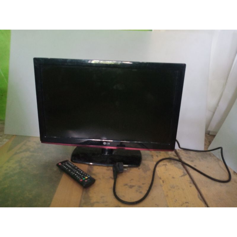 Tv LED 22" inch , Merk LG Analog Second Minus