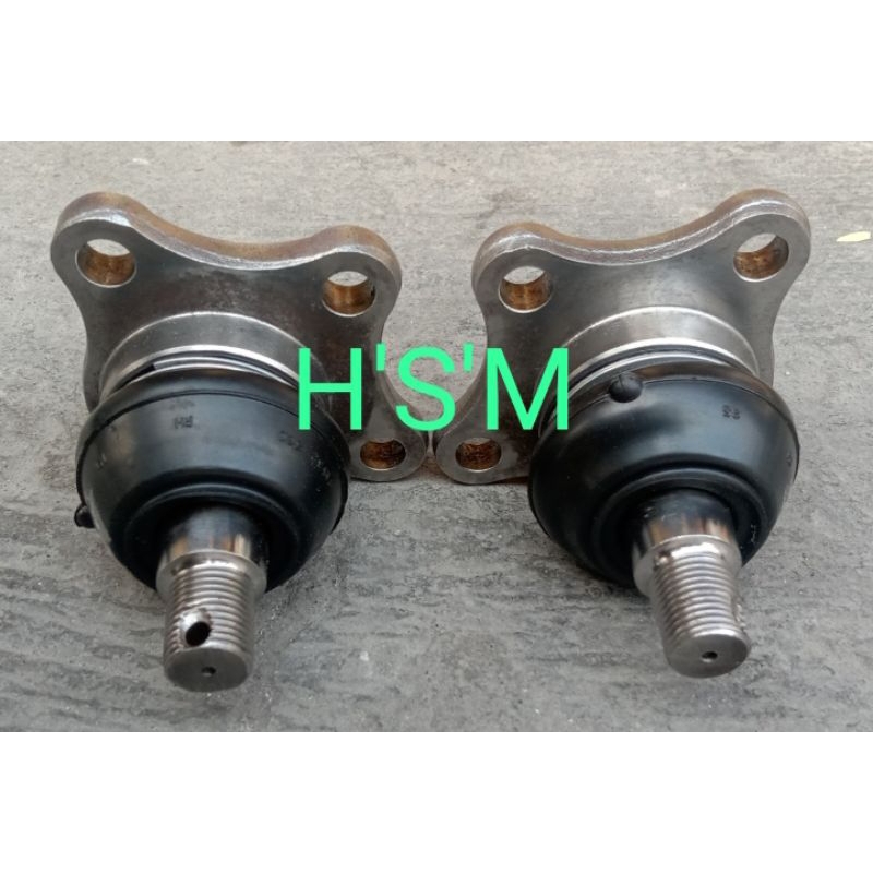 Ball Joint Bawah L300 Bensin 2Pcs Japan 555