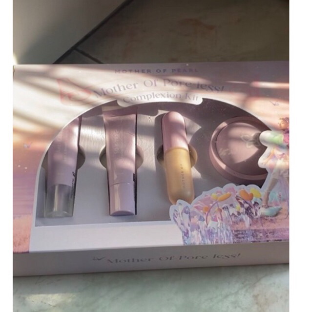 MOP Mother of Pearl Mother of poreless Complexion Kit