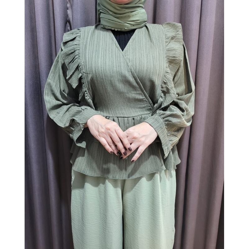 ATASAN KEMEJA WANITA THALIA BLOUSE TERBARU BAHAN BABY CRUSH PREMIUM SOFT