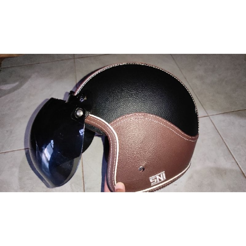Preloved Helm Bogo Retro SNI Dewasa Coklat Kaca Boda