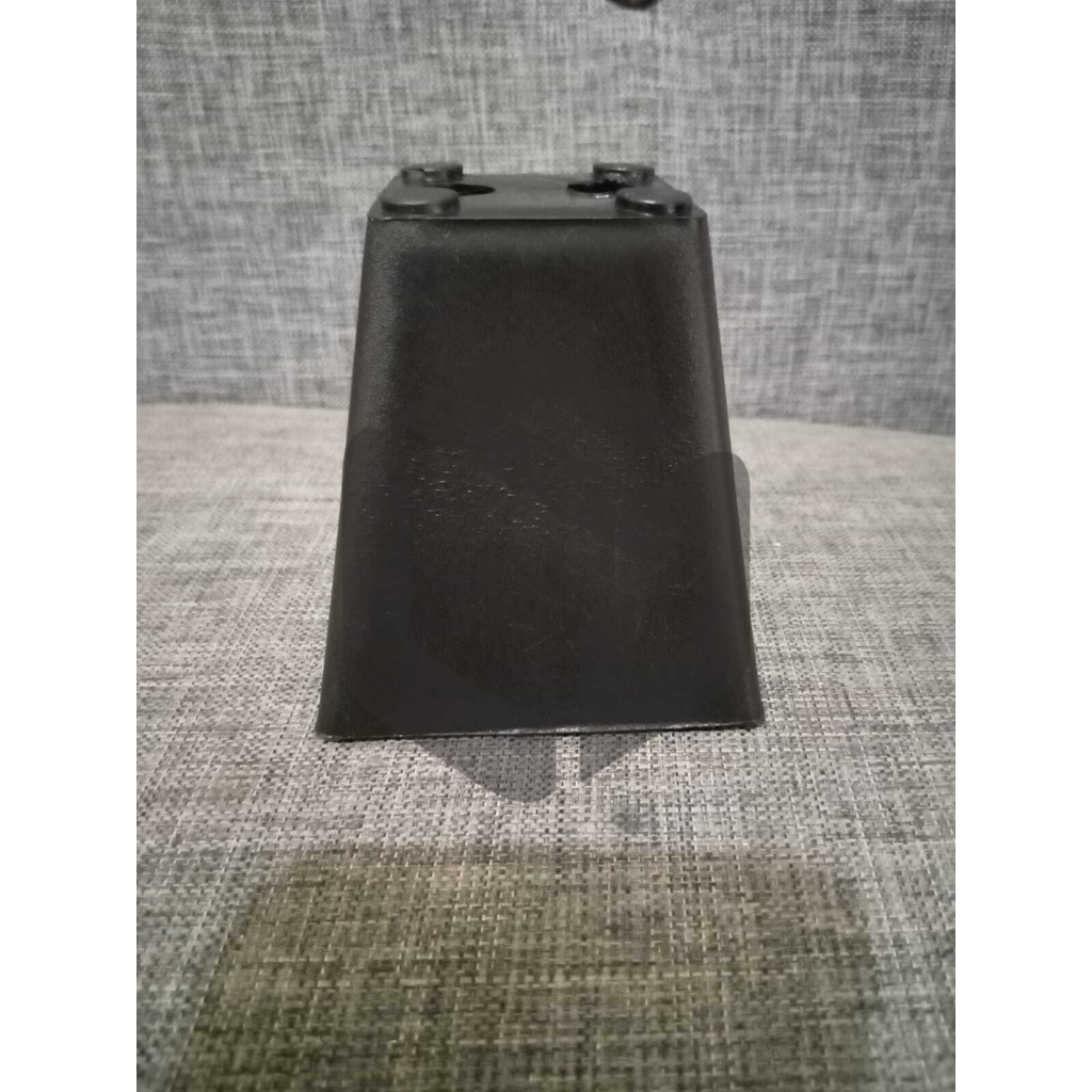 Kaki Sofa Kaki Sofa Plastik Fiber Hitam Kotak Kaki Pyramida 8 cm