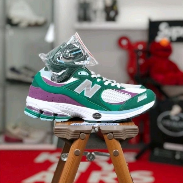 New Balance 2002R x Up There &quot;Backyard Legends&quot;