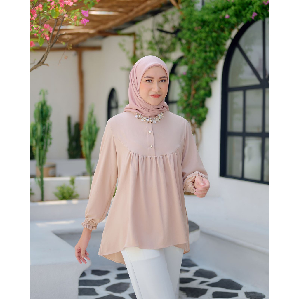 Layria Blouse