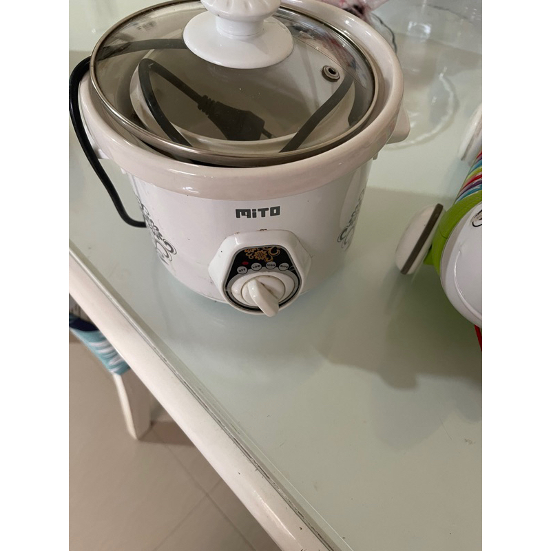 Mito slow cooker