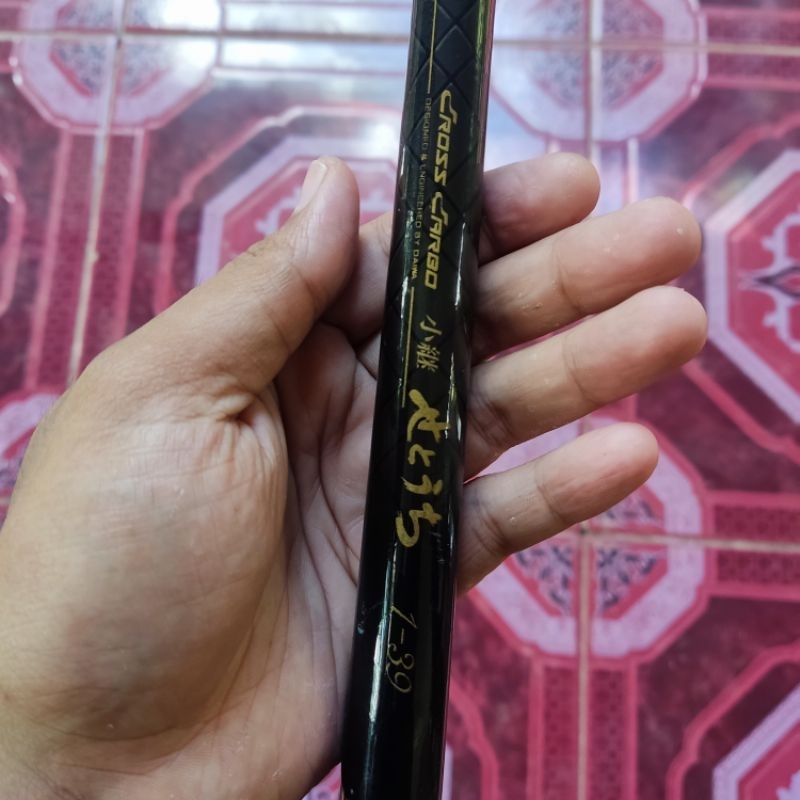 Tegek Daiwa Cross Carbo 1-39 (ros ujung tidak ada)