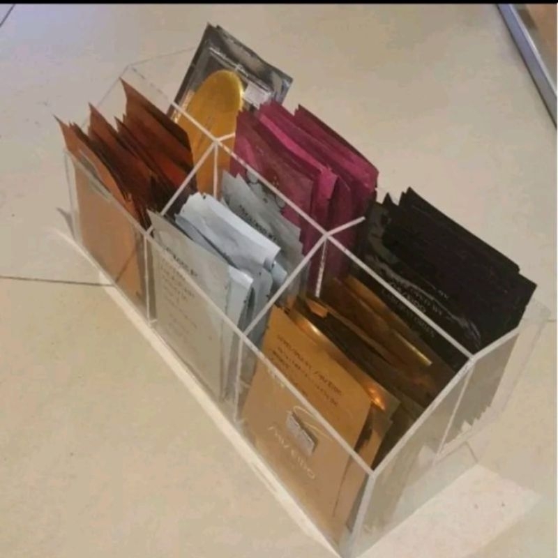 akrilik tempat masker//wadah masker kecantikan