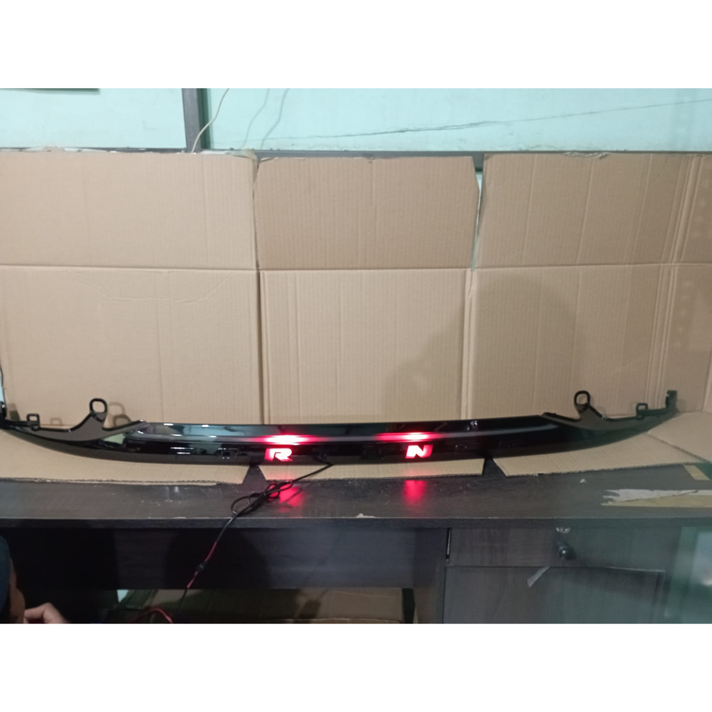 Trunk Lid Trunklid Model Lampu LED All New Fortuner Vrz 2016 Trunk lid / trunklid bagasi New Fortuner VRZ model running